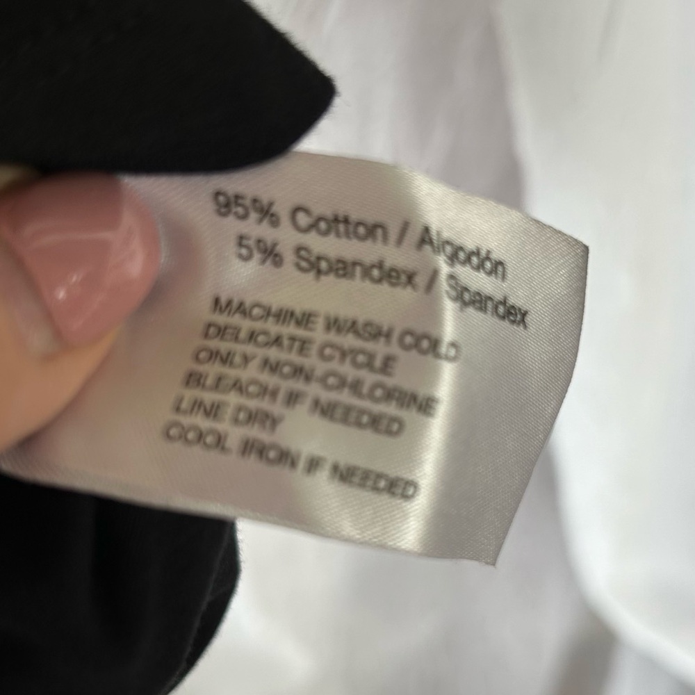 Oscar de la Renta knit shirt, Size S in black - Picture 5 of 7